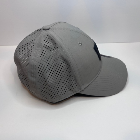 Marucci Performance Trucker Hat – Gray Snapback (Perforated Back) - Picture 4 of 6